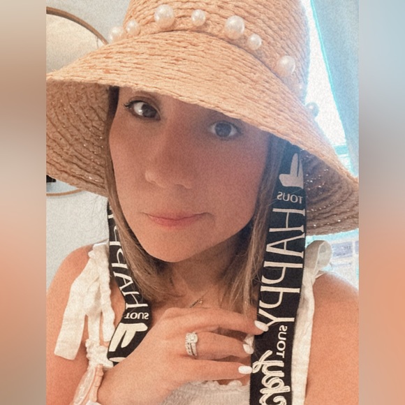 mayelique